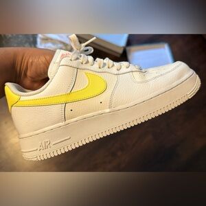 Womens Nike Air Force 1 '07 'White Light Citron'